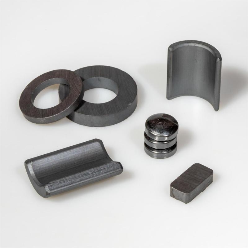 Ferrite magnets